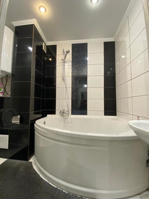 Апартаменты Lux City Center in Kvartal 95 Кривой Рог-47