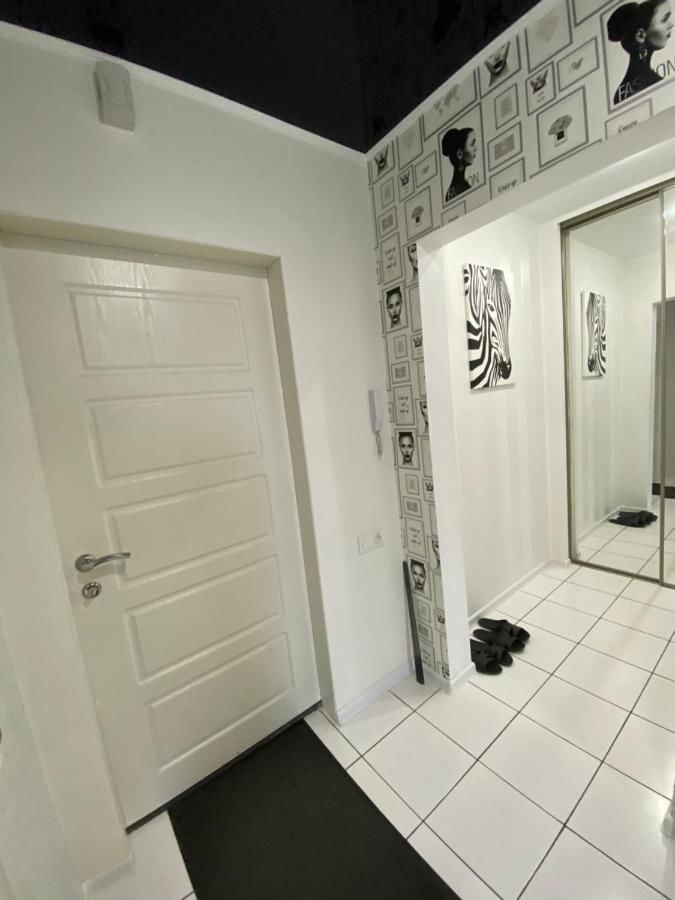 Апартаменты Lux City Center in Kvartal 95 Кривой Рог-11